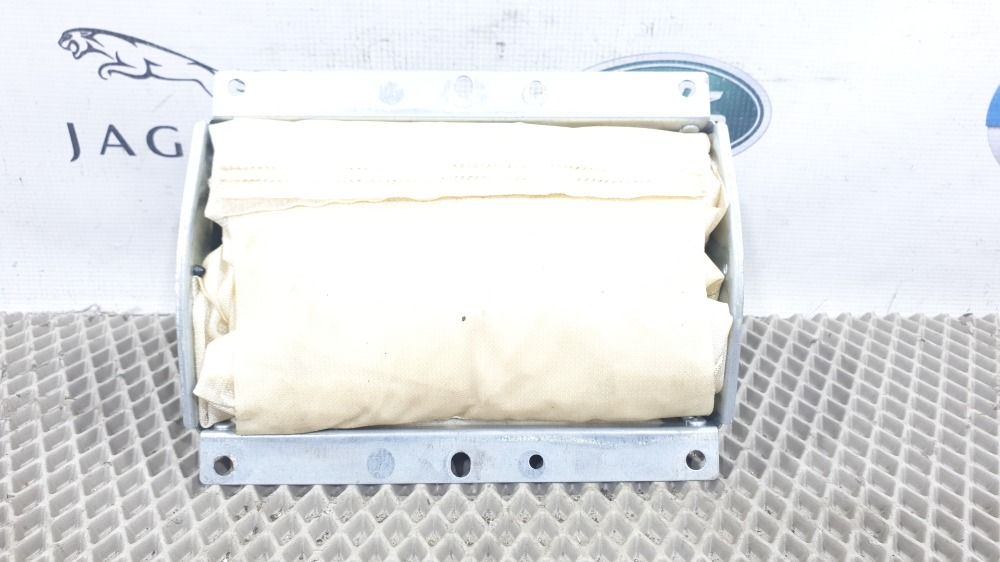 Airbag пассажирский в торпедо Volvo S70 C70 V70