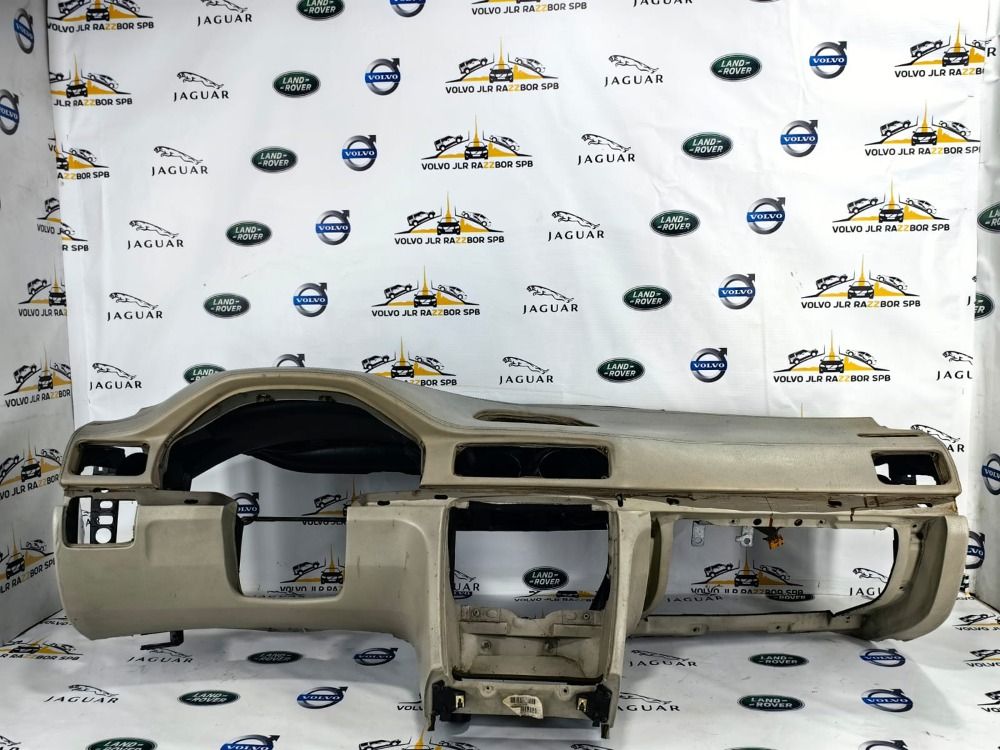 Торпедо леворульная с AIrbag Volvo S80 P2 дефект