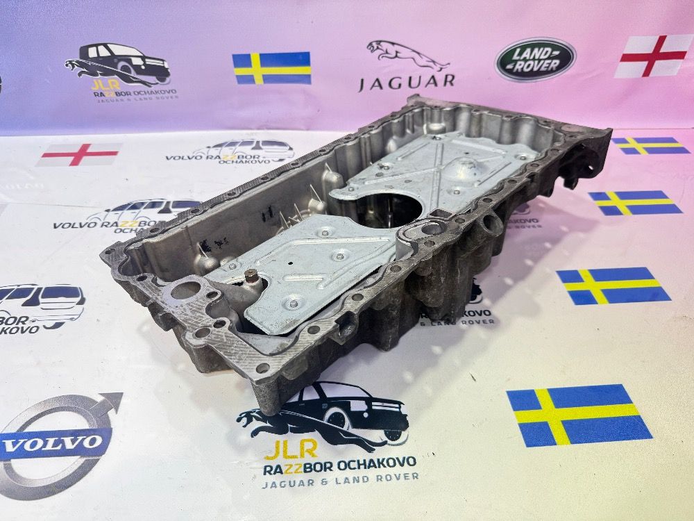 Картер двигателя Volvo 31316978 Дизель 2009-2013