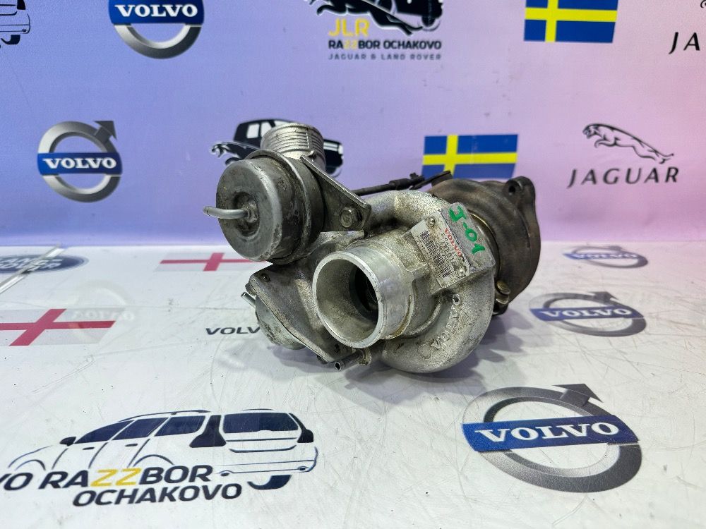 Турбина 2.5 Turbo Volvo XC90 XC70 B5254T2 30650634