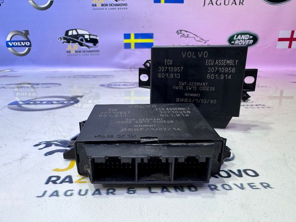 Блок парктроников Volvo XC90 S60 XC70 30710957