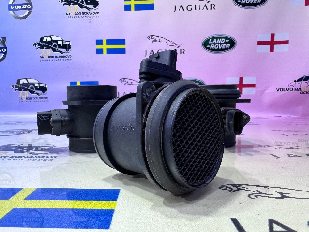 Датчик расхода воздуха Volvo S80 2.5Т 8692624