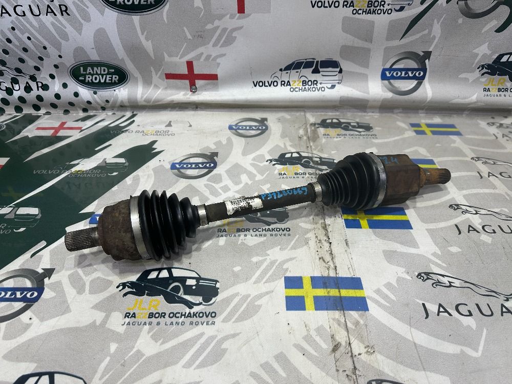 Привод  левый Volvo V40 Cross Country D4162T