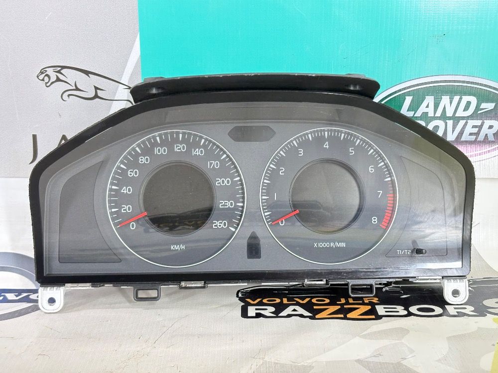 Панель приборов Volvo S80 XC70 S60 XC60 31254534