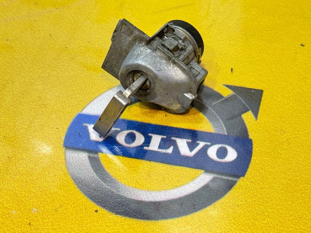 Личина двери + ключ Volvo S80 V70 XC60 XC70 P3