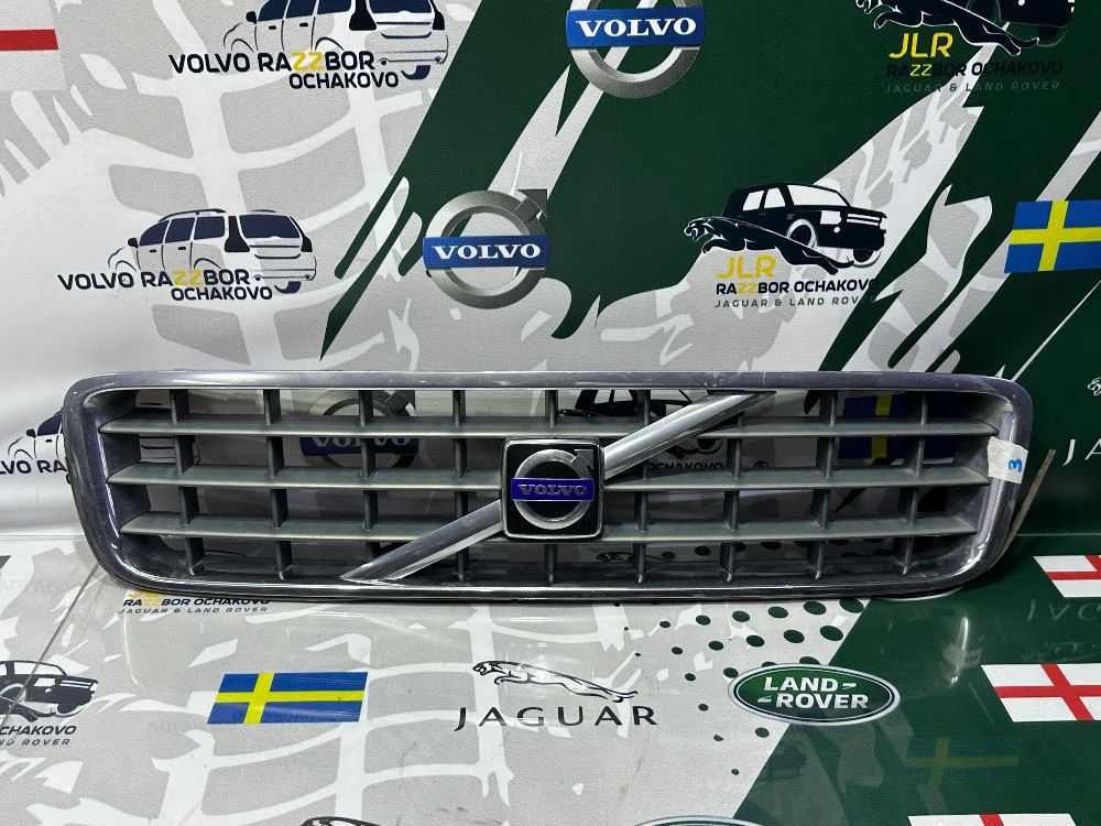 Решетка радиатора Volvo XC90 рестайлинг 07-10