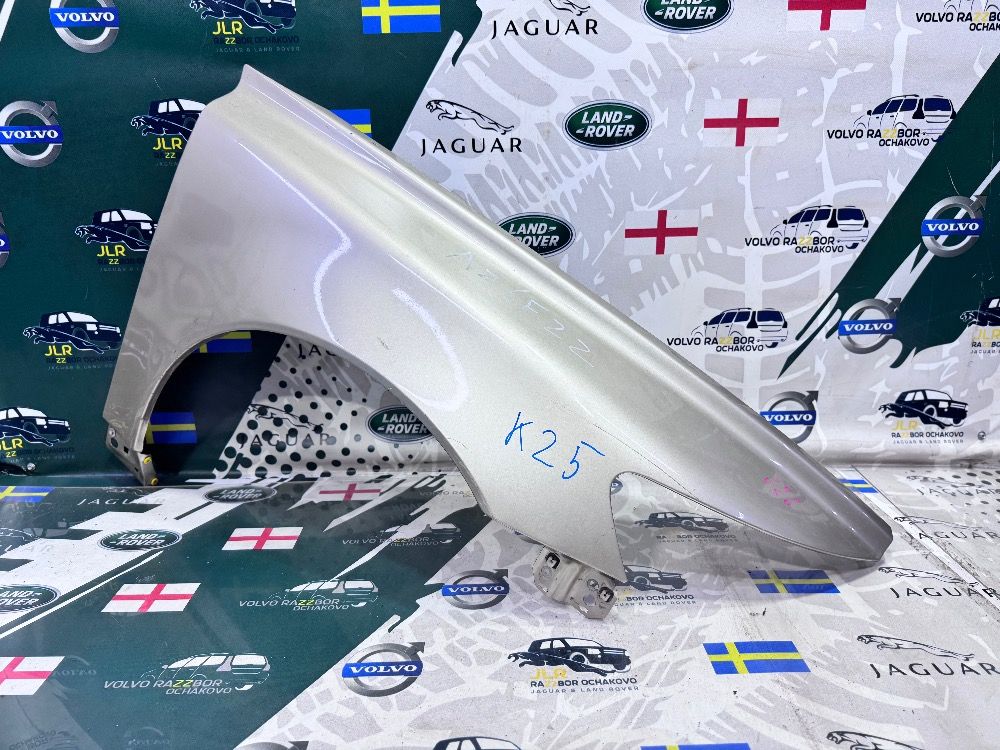 Крыло переднее правое Volvo S40 V50 2004-2012