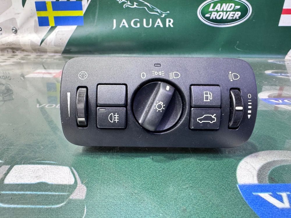 Блок управления светом Volvo S80 XC70 30739401