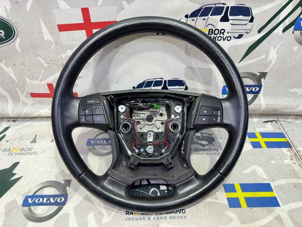 Руль + кнопки для Volvo S80 XC70 XC60 06-09г SE01