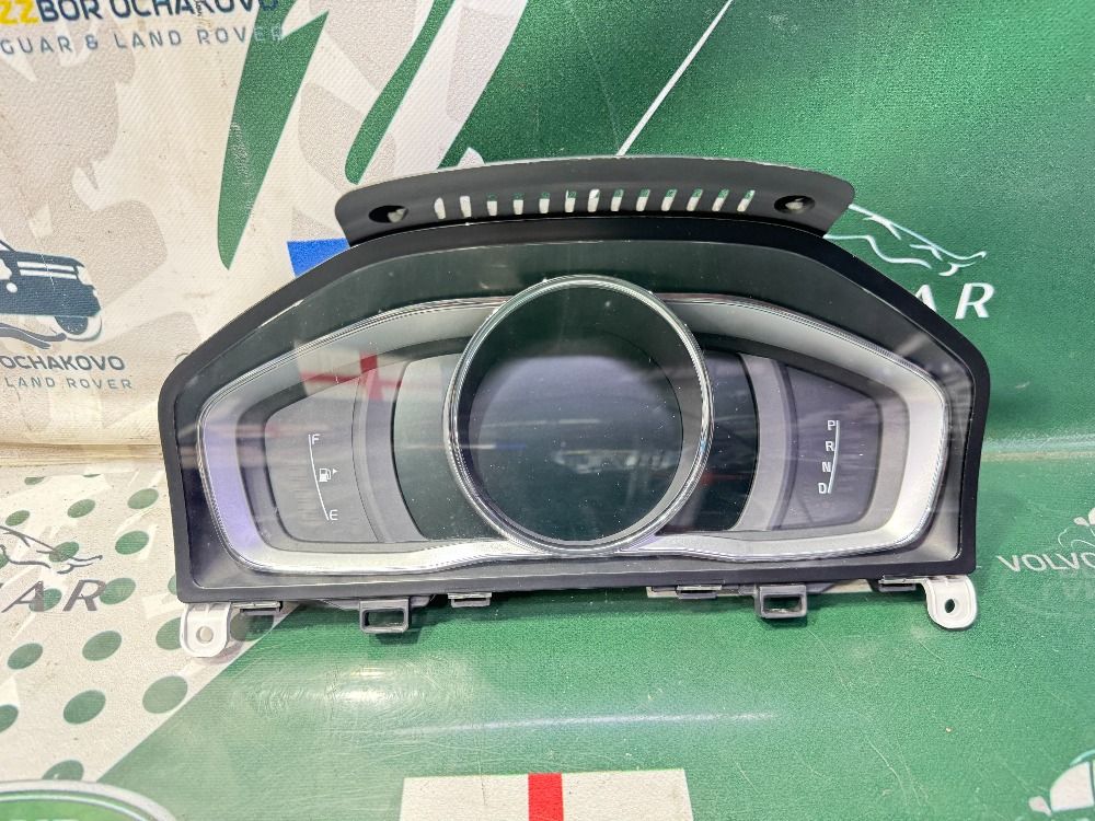 Приборная панель TFT Volvo S60 S80 XC70 XC60 D-3
