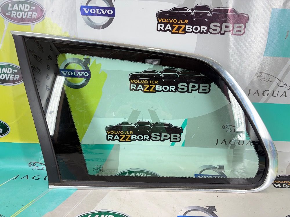 Стекло кузовное глухое левое Volvo XC90 2002-2006
