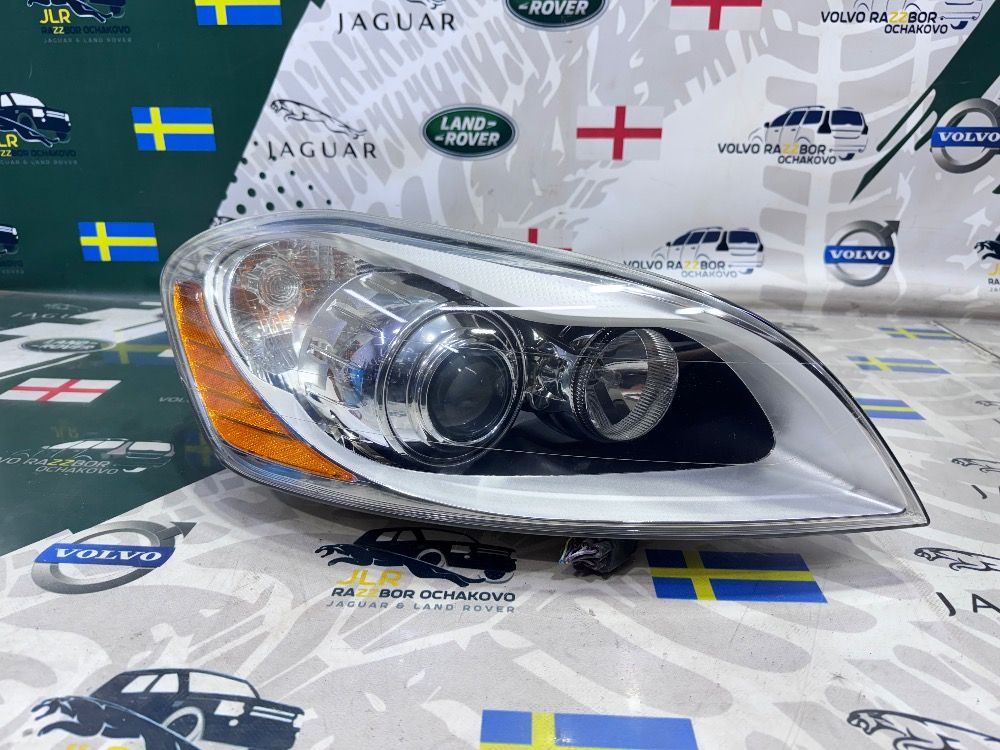 Фара правая ксенон для Volvo XC60 2008-2013
