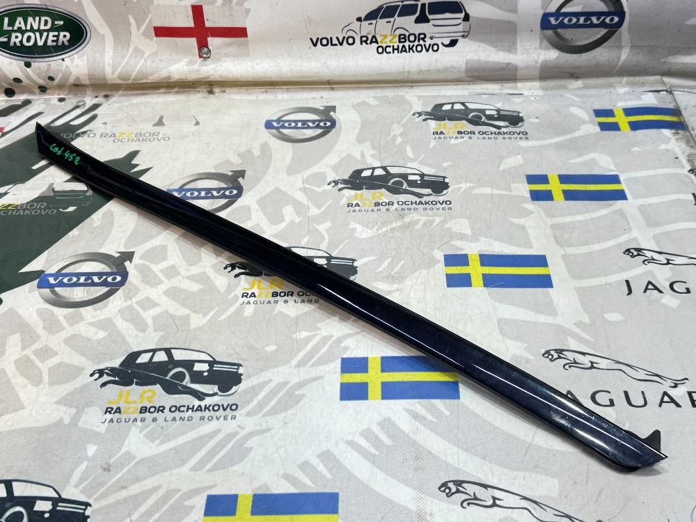 Молдинг лобового стекла Левый Volvo XC60 30784799