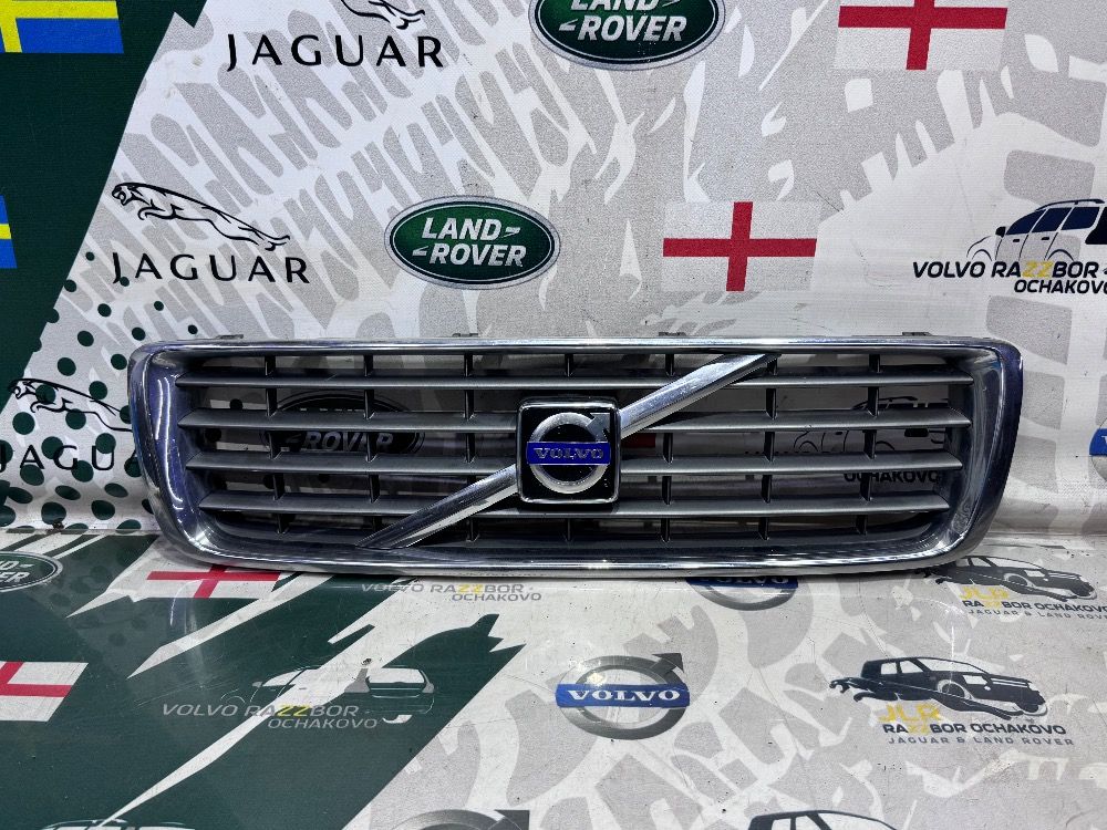 Решетка радиатора Volvo S80 2006-2009 30764070